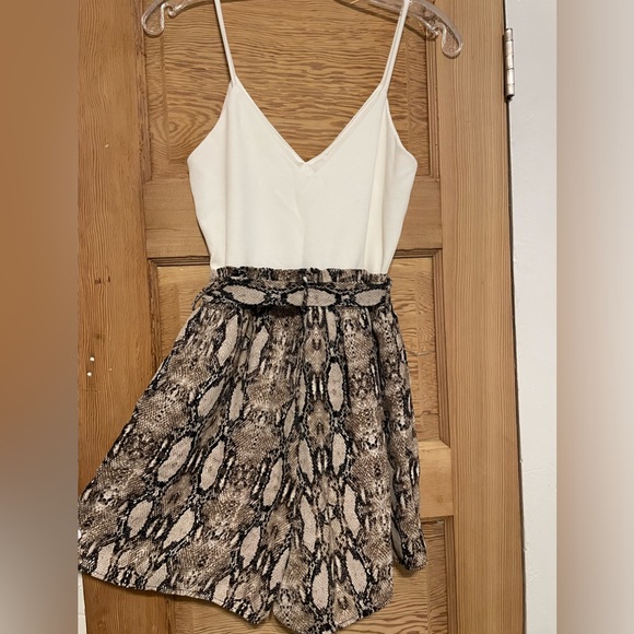 Fashion Nova Not No Snake Romper - Picture 4 of 8